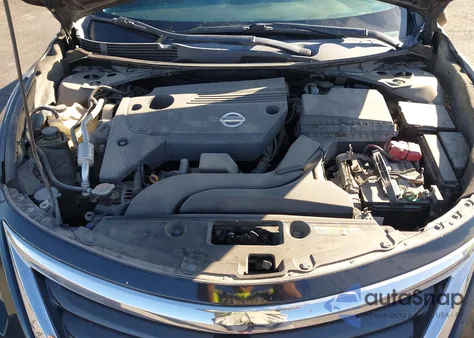 2014 Nissan Altima 2.5/2.5 S/2.5 Sl/2.5 Sv z USA, uszkodzony, nr VIN 1N4AL3AP9EC295796